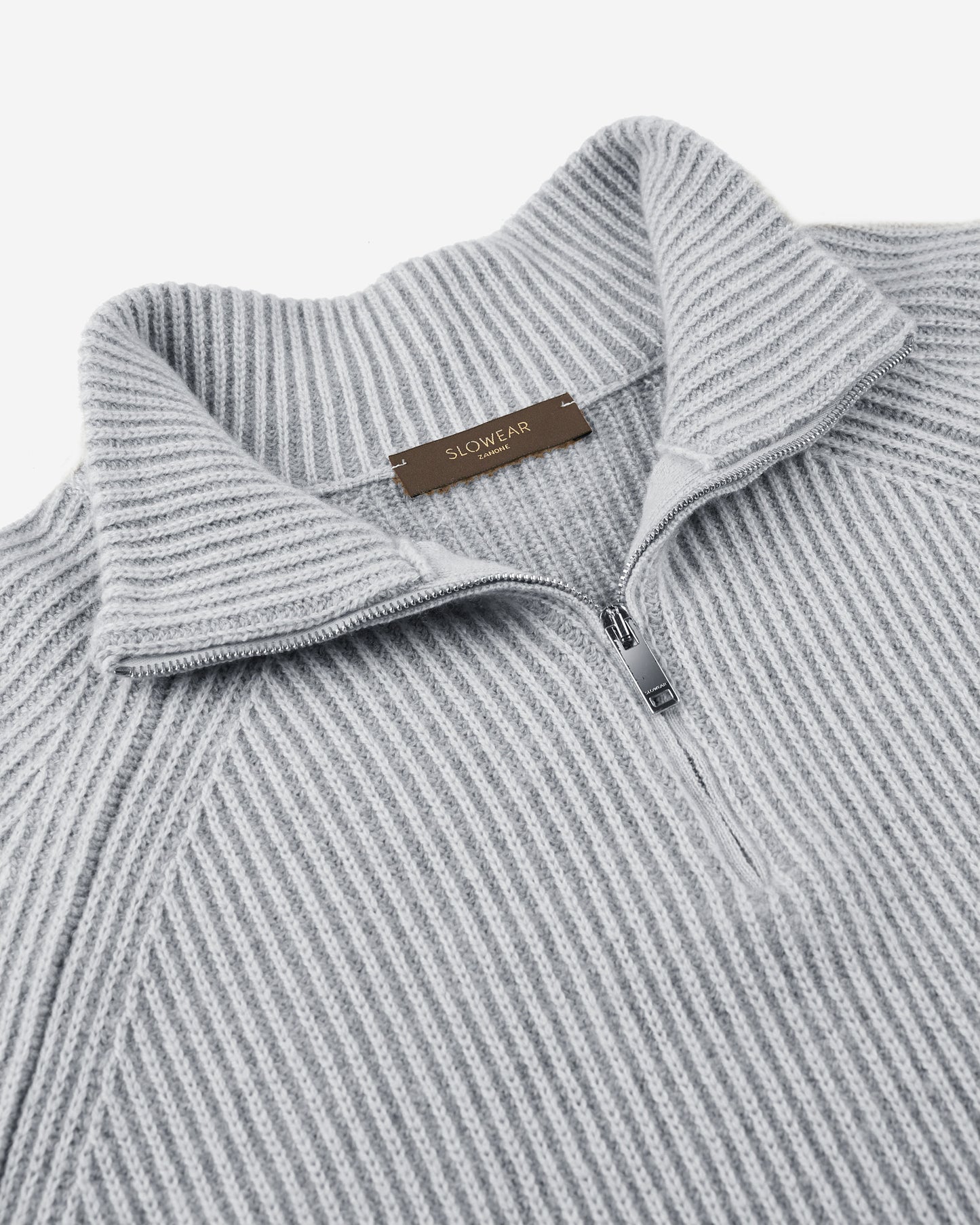 カシミア・スリムフィットハイネックニット