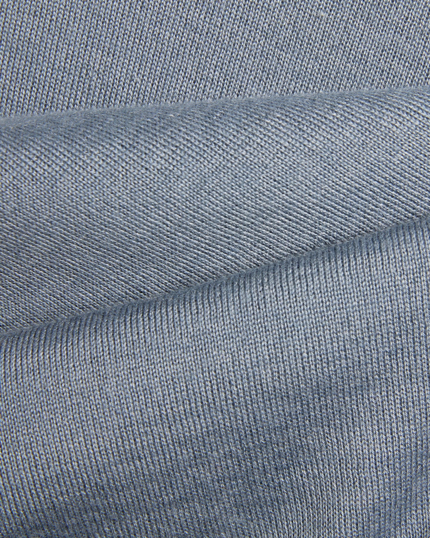 Slim Fit Rollkragenpullover aus Kaschmir und Seide