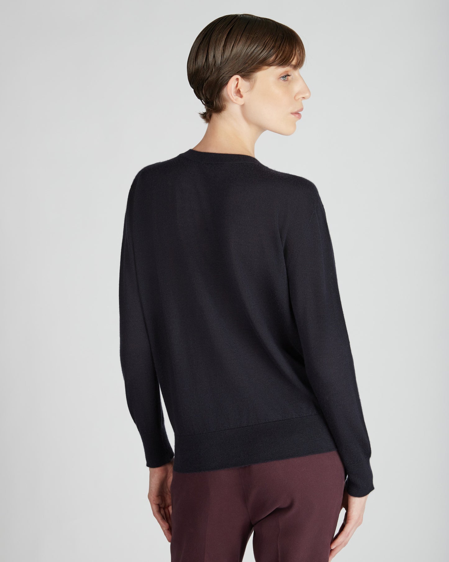 カシミアとシルク・レギュラーフィットクルーネック