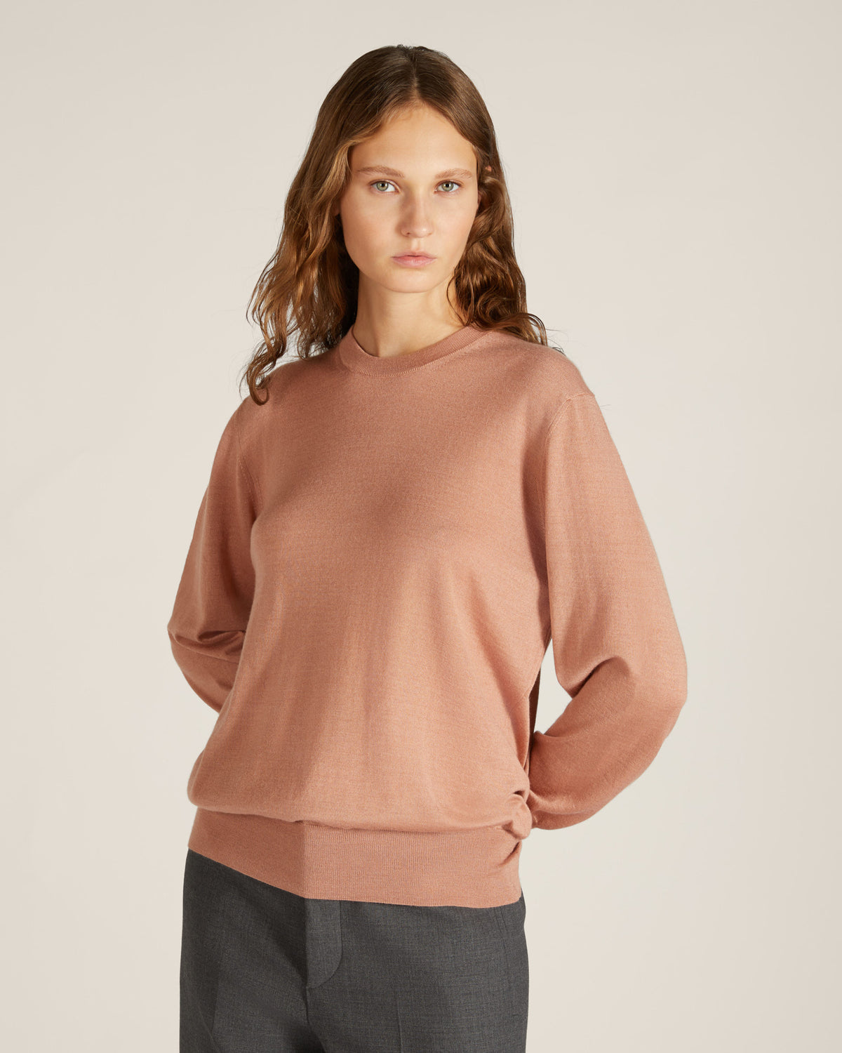 Pull ras-du-cou coupe slim en cachemire et soie