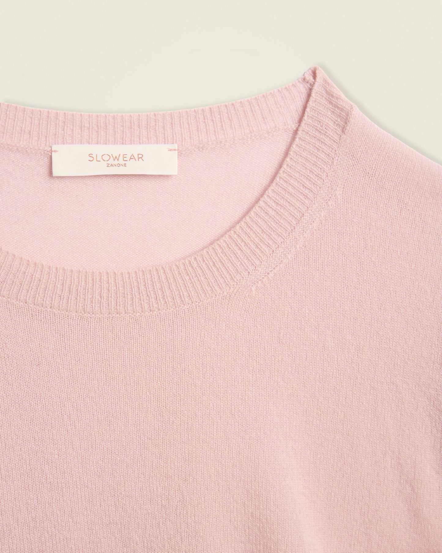 Slim fit FlexCashmere crew-neck sweater