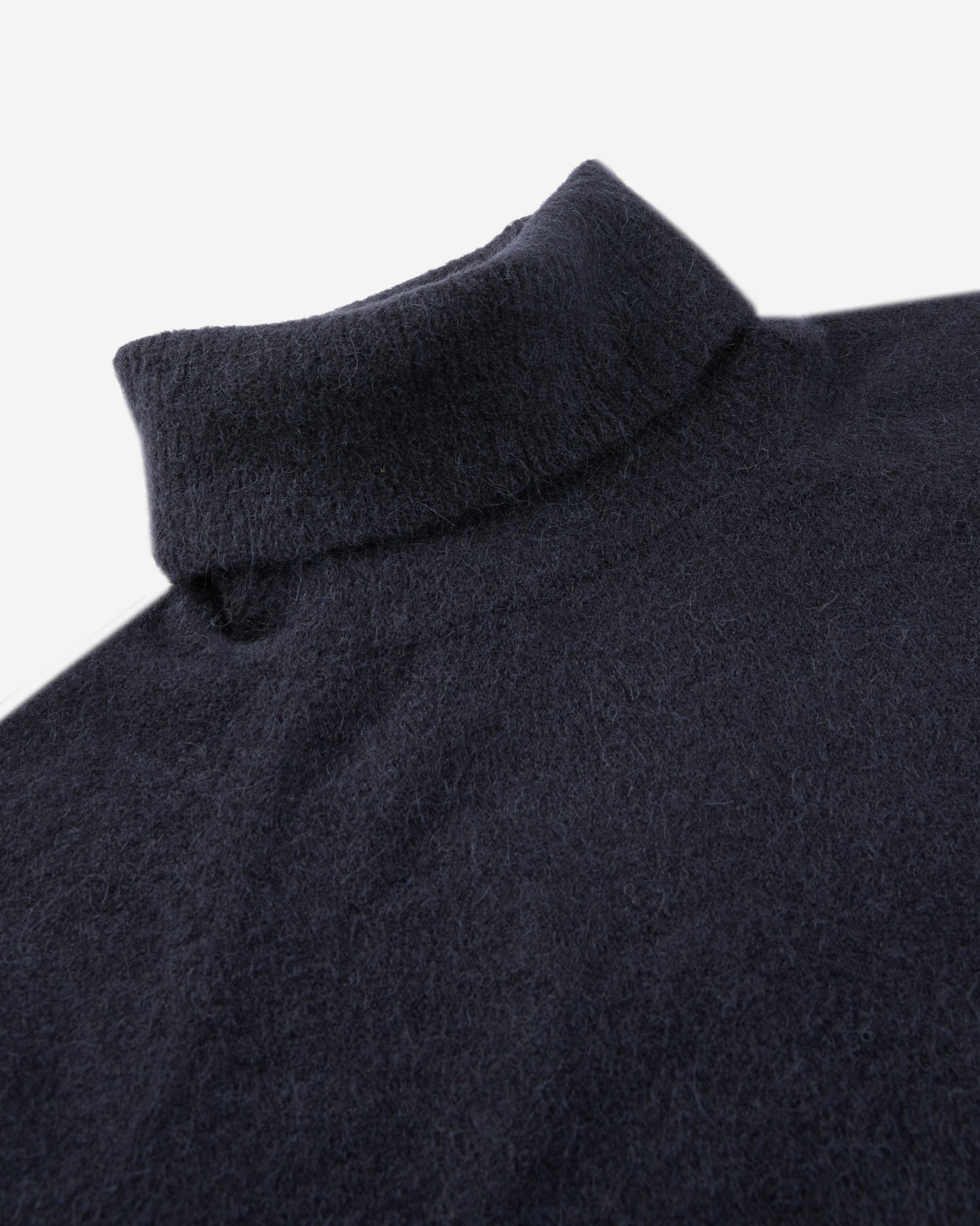 ウールとアルパカ・レギュラーフィットタートルネック