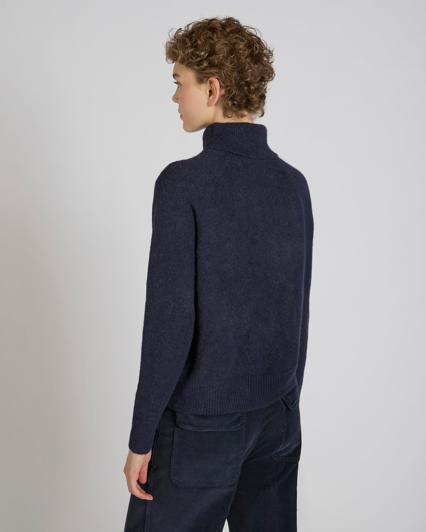 ウールとアルパカ・レギュラーフィットタートルネック