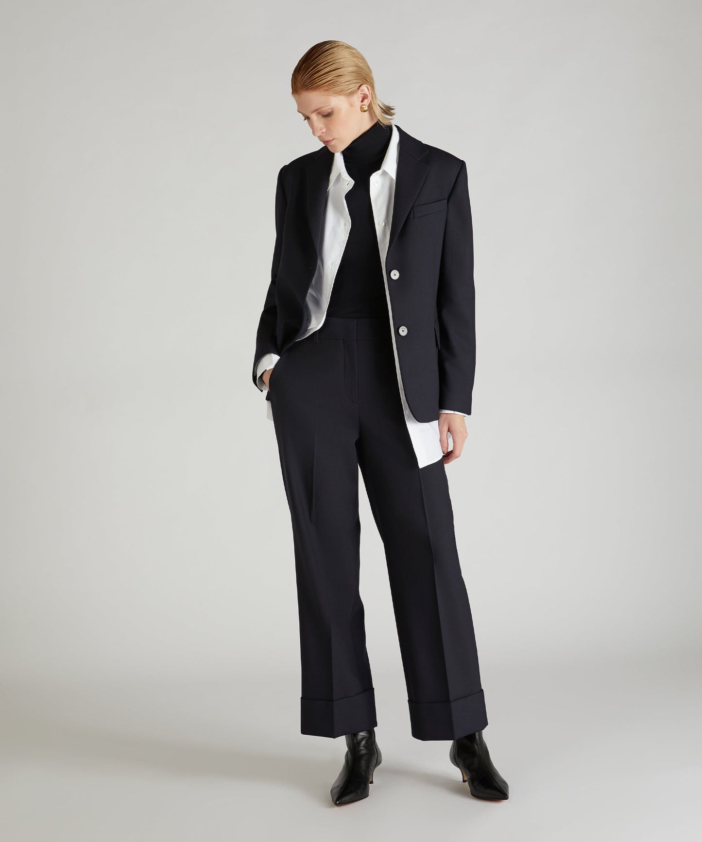 Slim-fit Flexwool turtleneck sweater