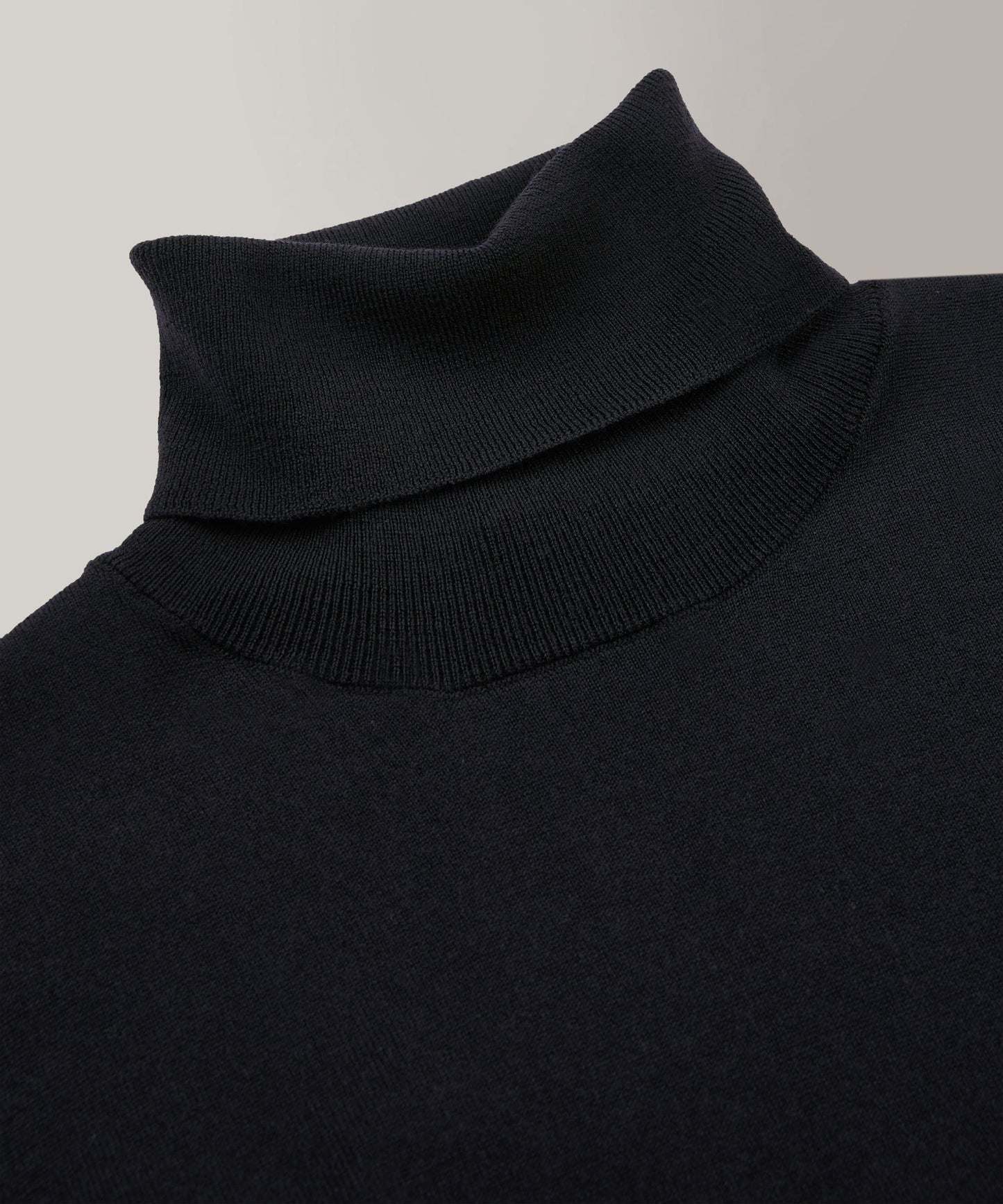 Slim-fit Flexwool turtleneck sweater