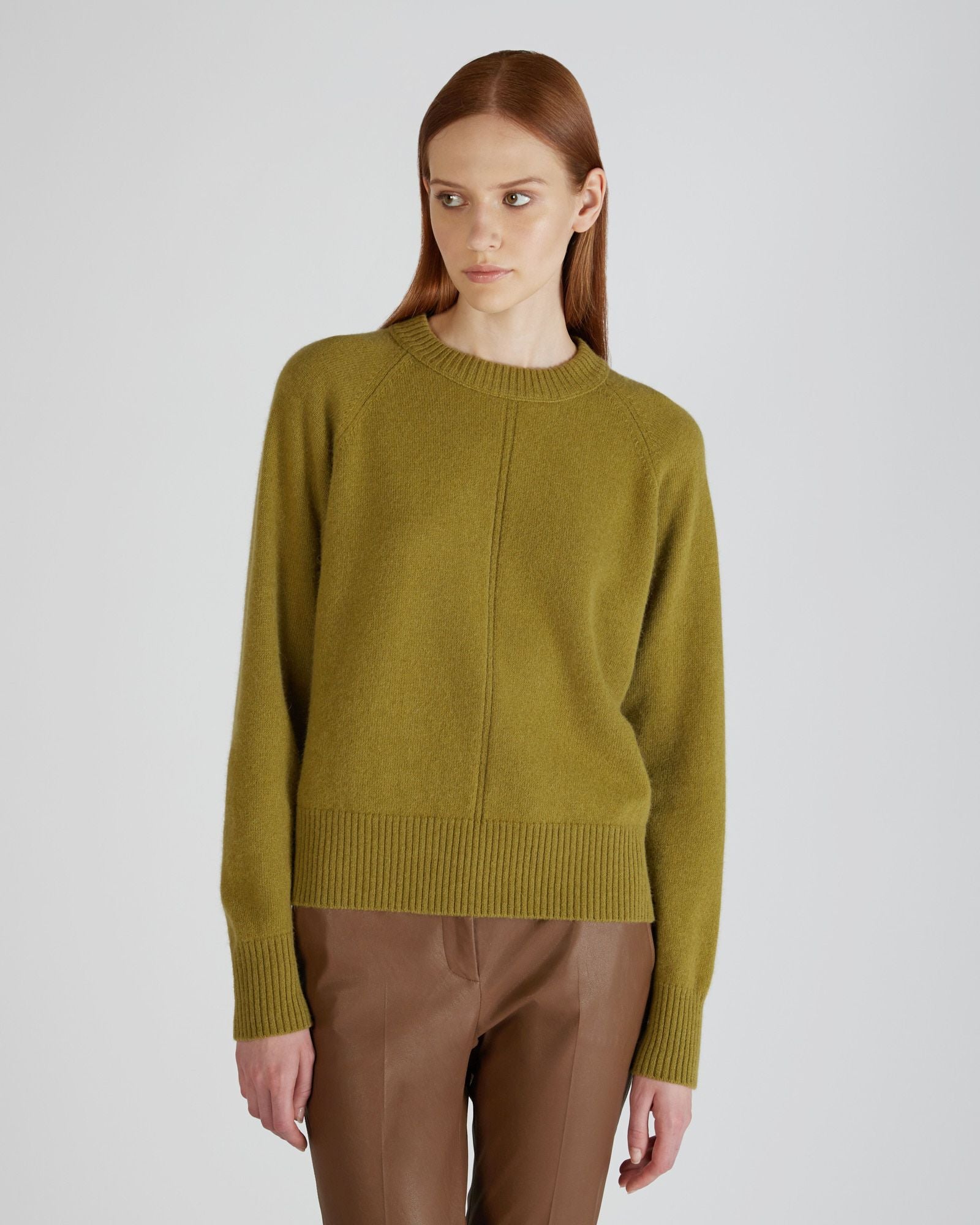 Regular fit crewneck sweater in wool and Angora