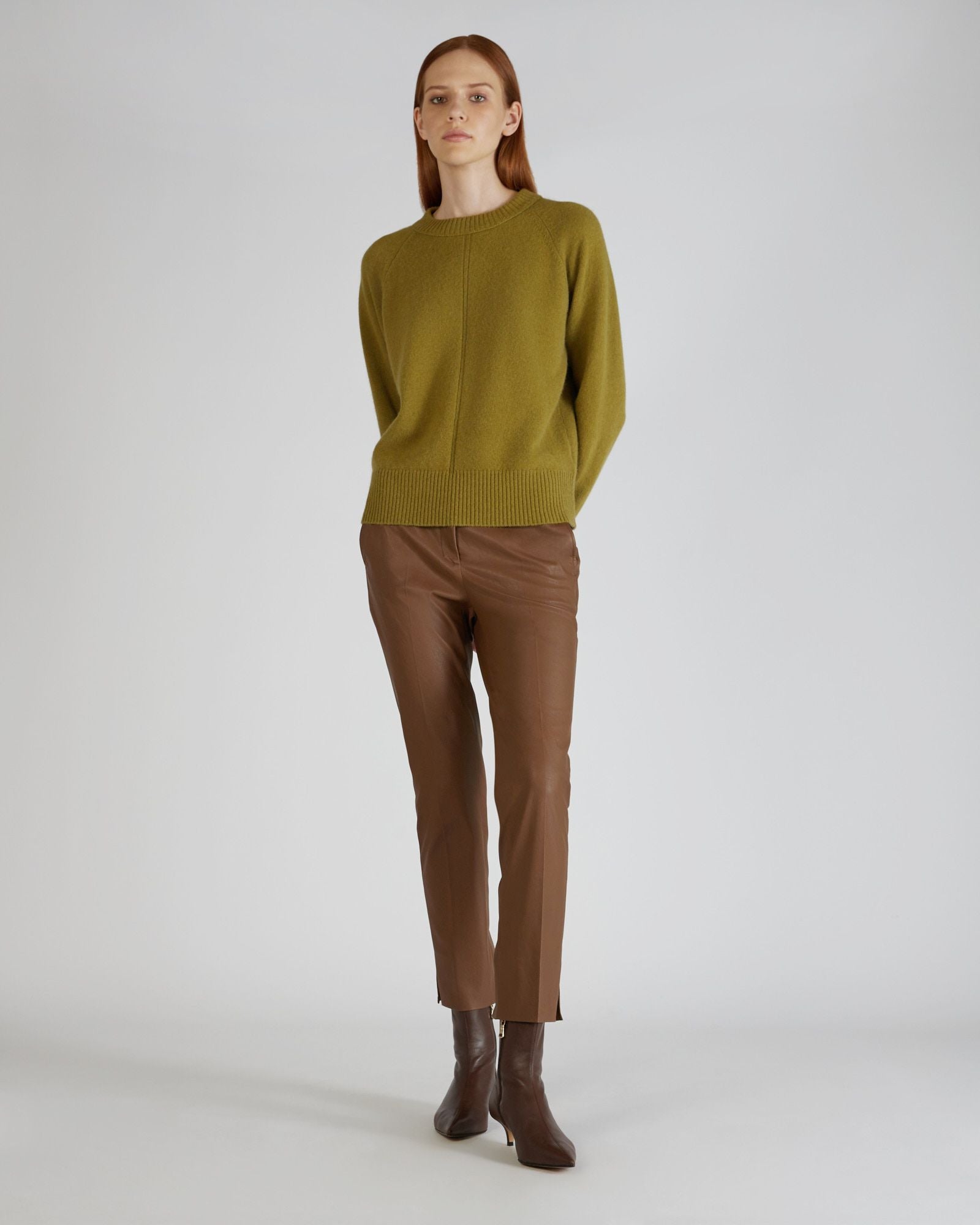 Regular fit crewneck sweater in wool and Angora