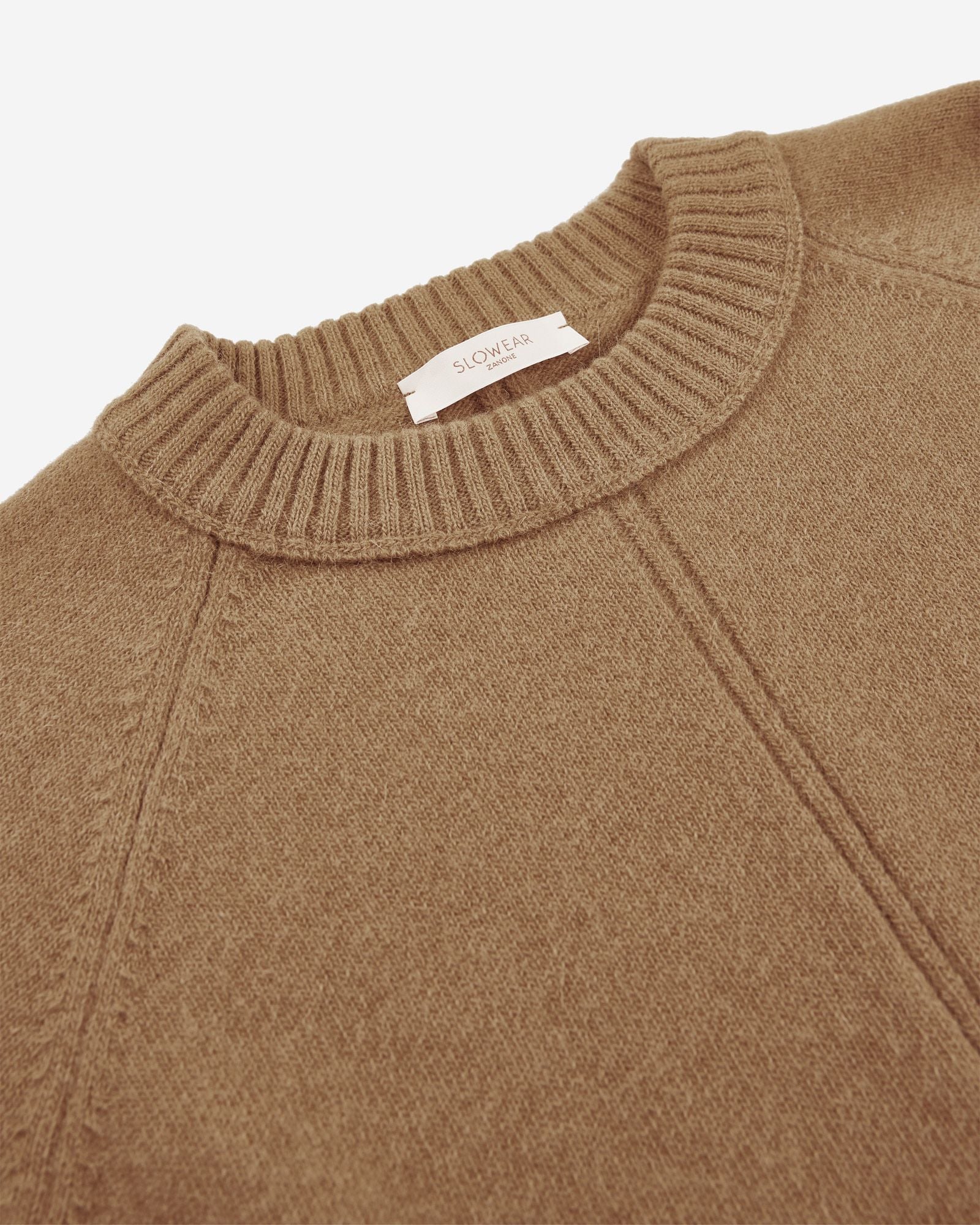 Regular fit crewneck sweater in wool and Angora