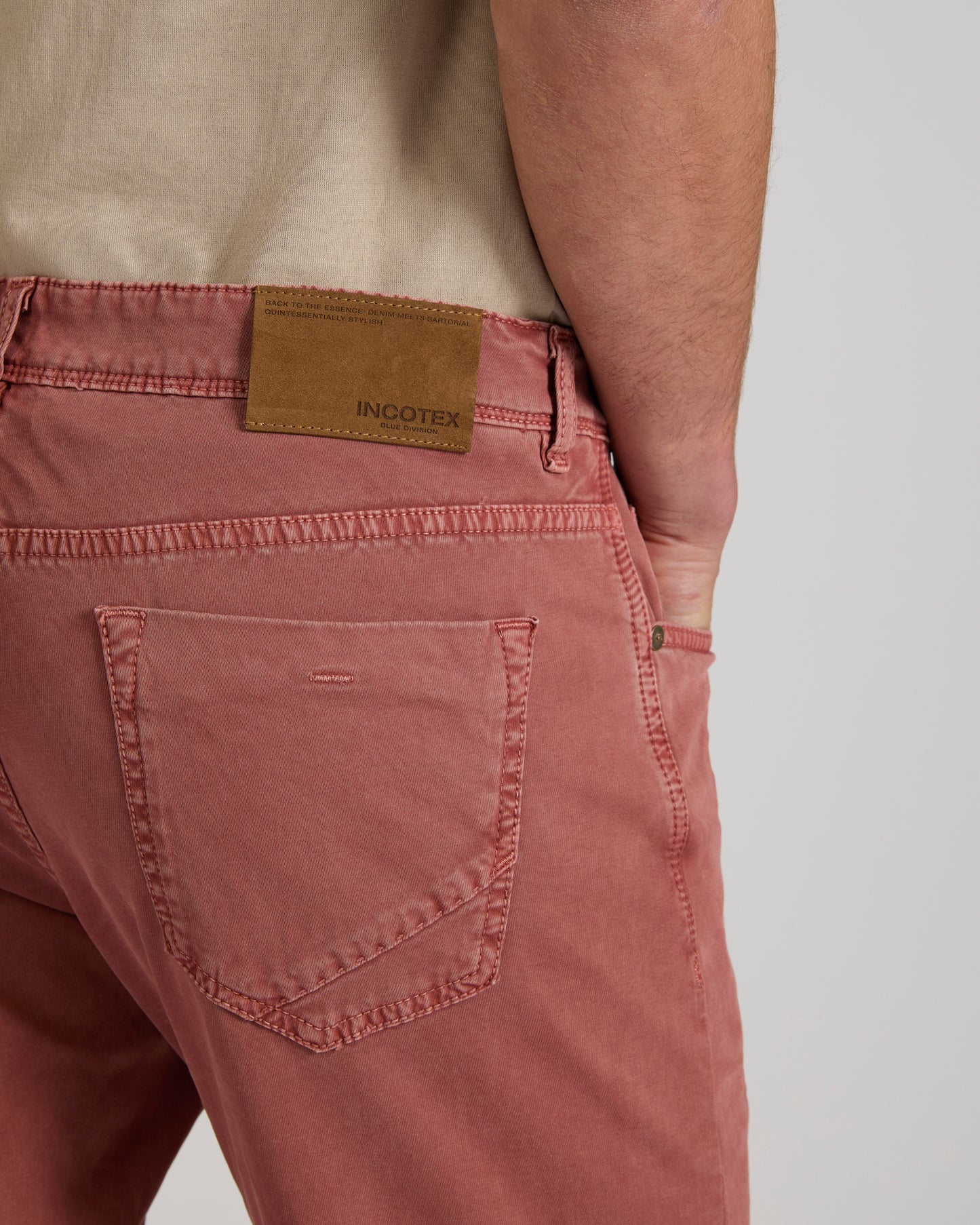 Hose Slim Fit mit fünf Taschen aus Stretch-Baumwoll-Tricotin