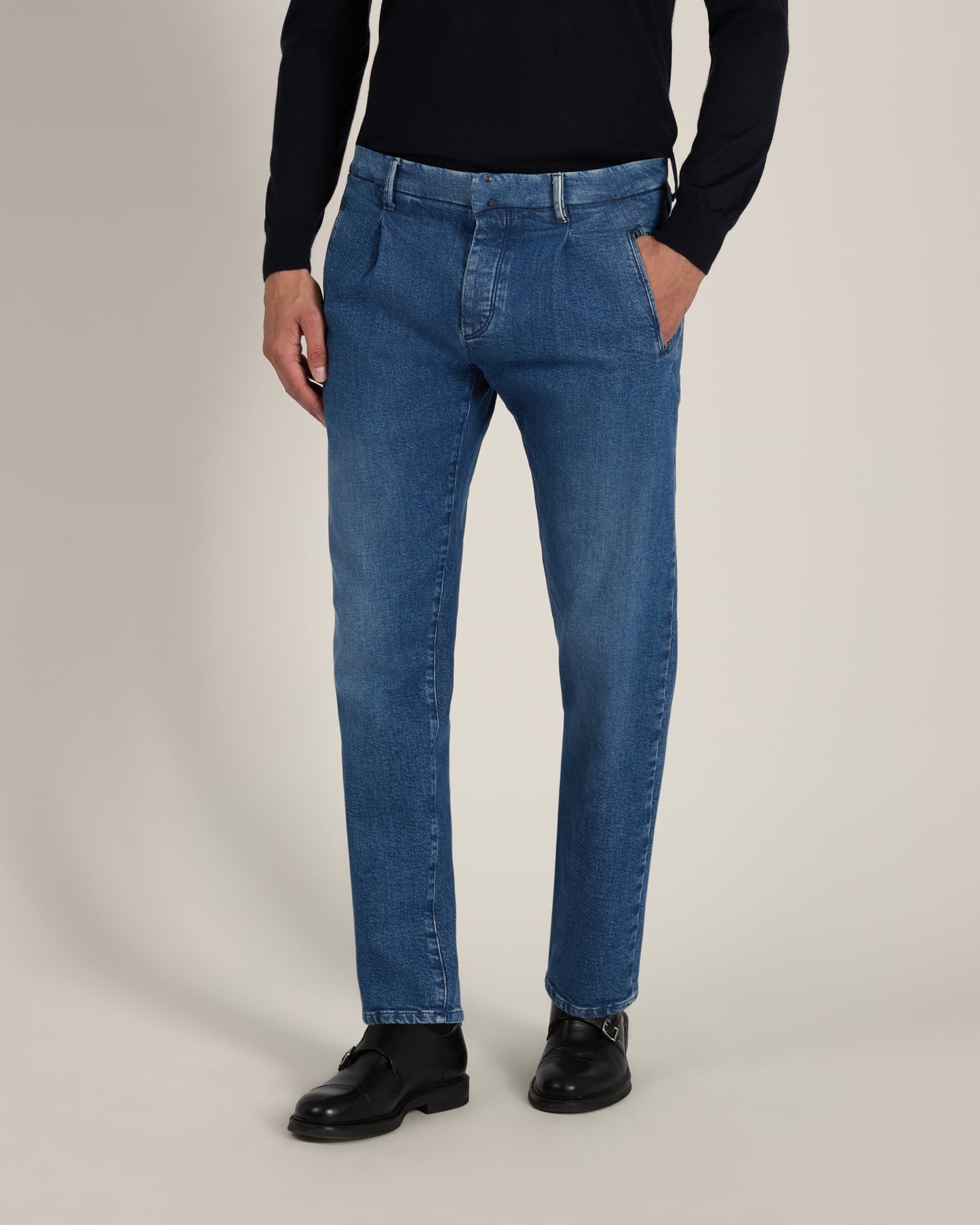 Pantalone tapered fit in denim stretch