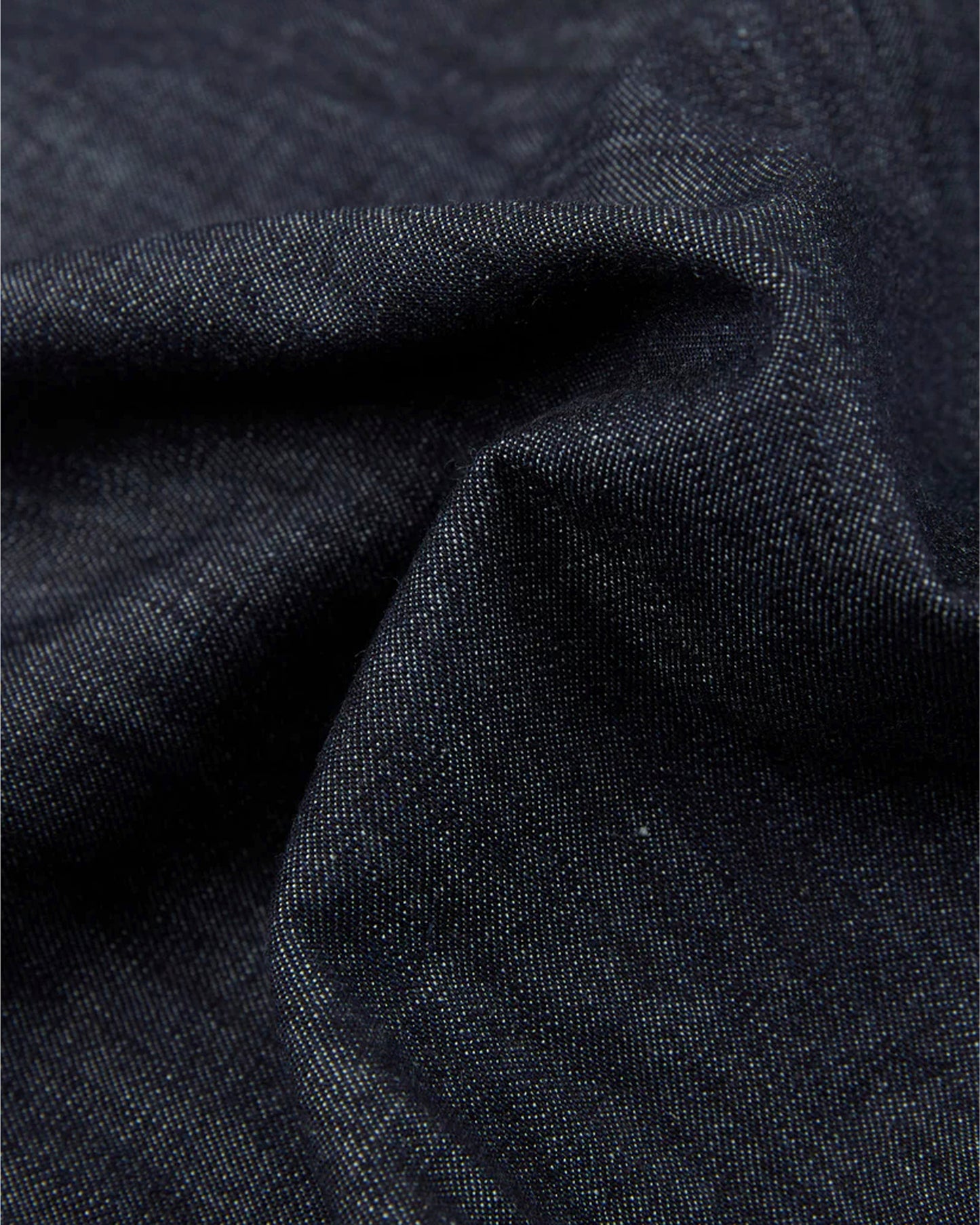 カシミアとコットンデニム・スリムフィット５ポケットパンツ