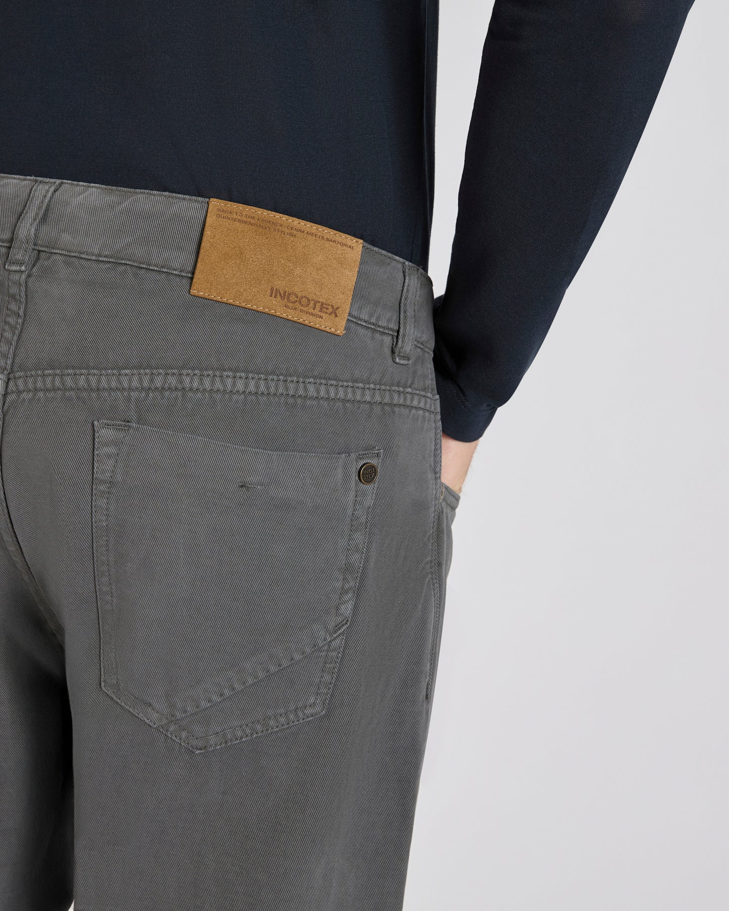 Slim-fit five-pocket trousers in cotton and cashmere