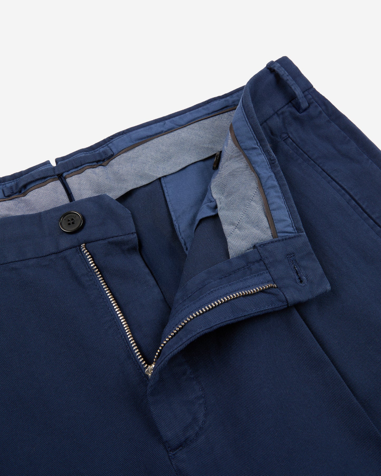 Tapered fit Chinolino ice crêpe trousers