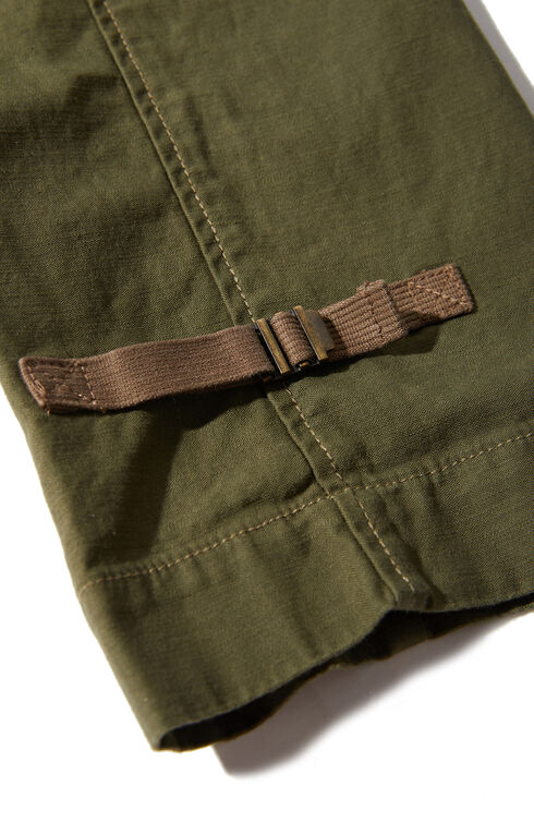 Regular fit cargo trousers in Japanese cotton satin with leg bottom adjustment fastener , Incotex - Slacks | Slowear