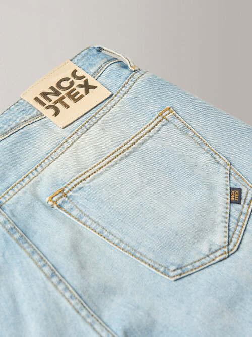 Regular-Fit-Hose mit fünf Taschen aus Baumwoll-Denim , Incotex Blue Division | Slowear