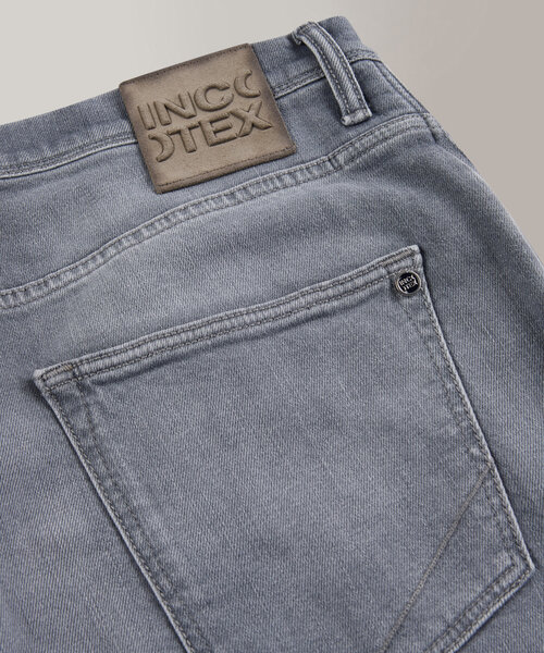 Tapered Fit-Hose mit fünf Taschen aus gewaschenem Denim , Incotex Blue Division | Slowear