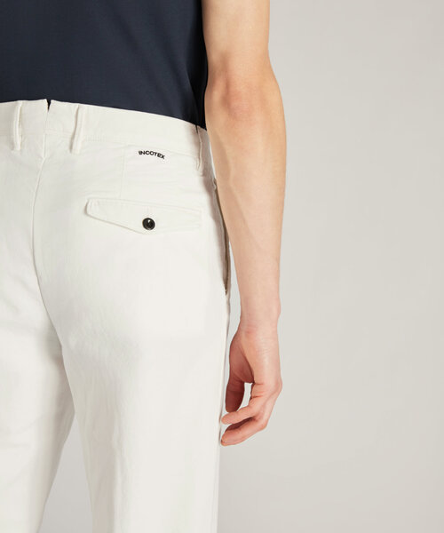 Pantalon tapered fit en satin d’été certifié , Incotex | Commerce Cloud Storefront Reference Architecture