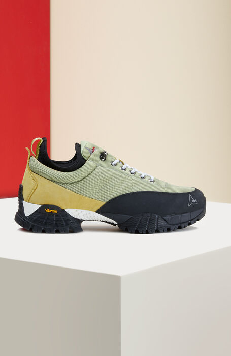 Outdoor Shoes In Green Water Repellent Nylon With A Vibram Sole