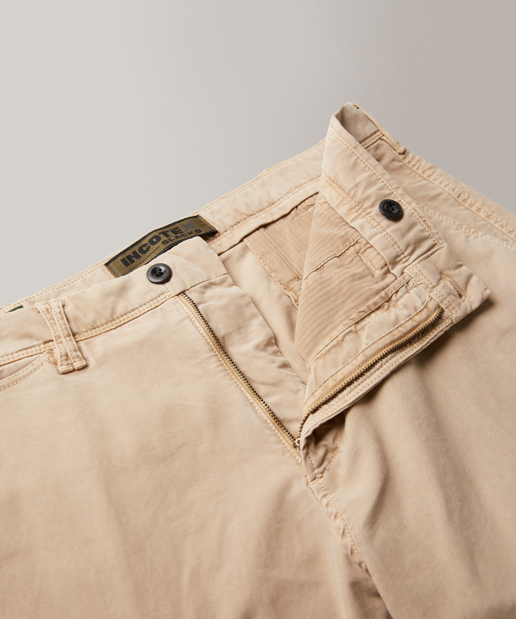 Certified tricochino loose fit trousers | Incotex | Slowear US
