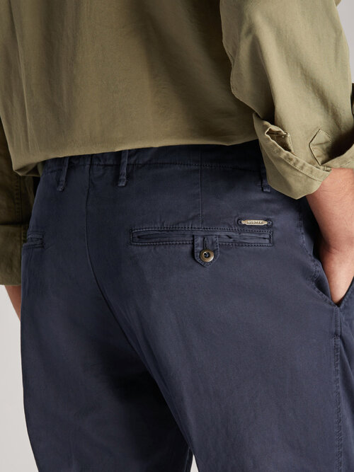 Slim fit trousers in certified stretch gabardine | Incotex Slacks | Slowear